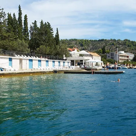 Pensjonat And With Parking Space Vela Luka, Korcula - 25304