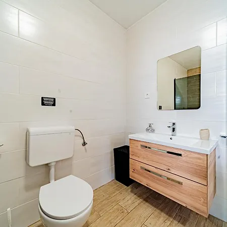 And With Parking Space Vela Luka, Korcula - 25304 Pensjonat 3*