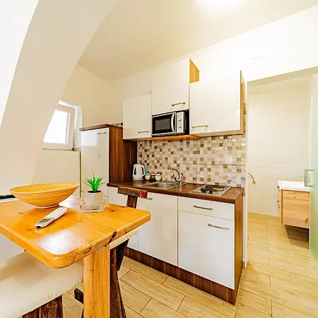 And With Parking Space Vela Luka, Korcula - 25304 Pensjonat 3*